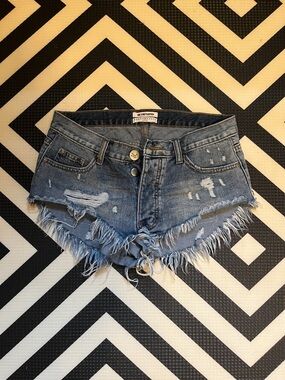 One Teaspoon Rollers Distressed Denim Cutoff Shorts - Blue sz 27
